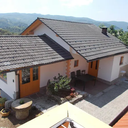 Apartma Prima Podbocje