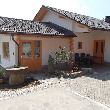 Apartma Prima * Podbocje