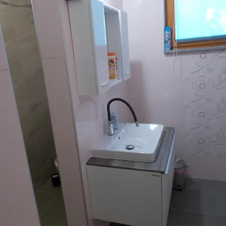 Apartma Prima * Podbocje